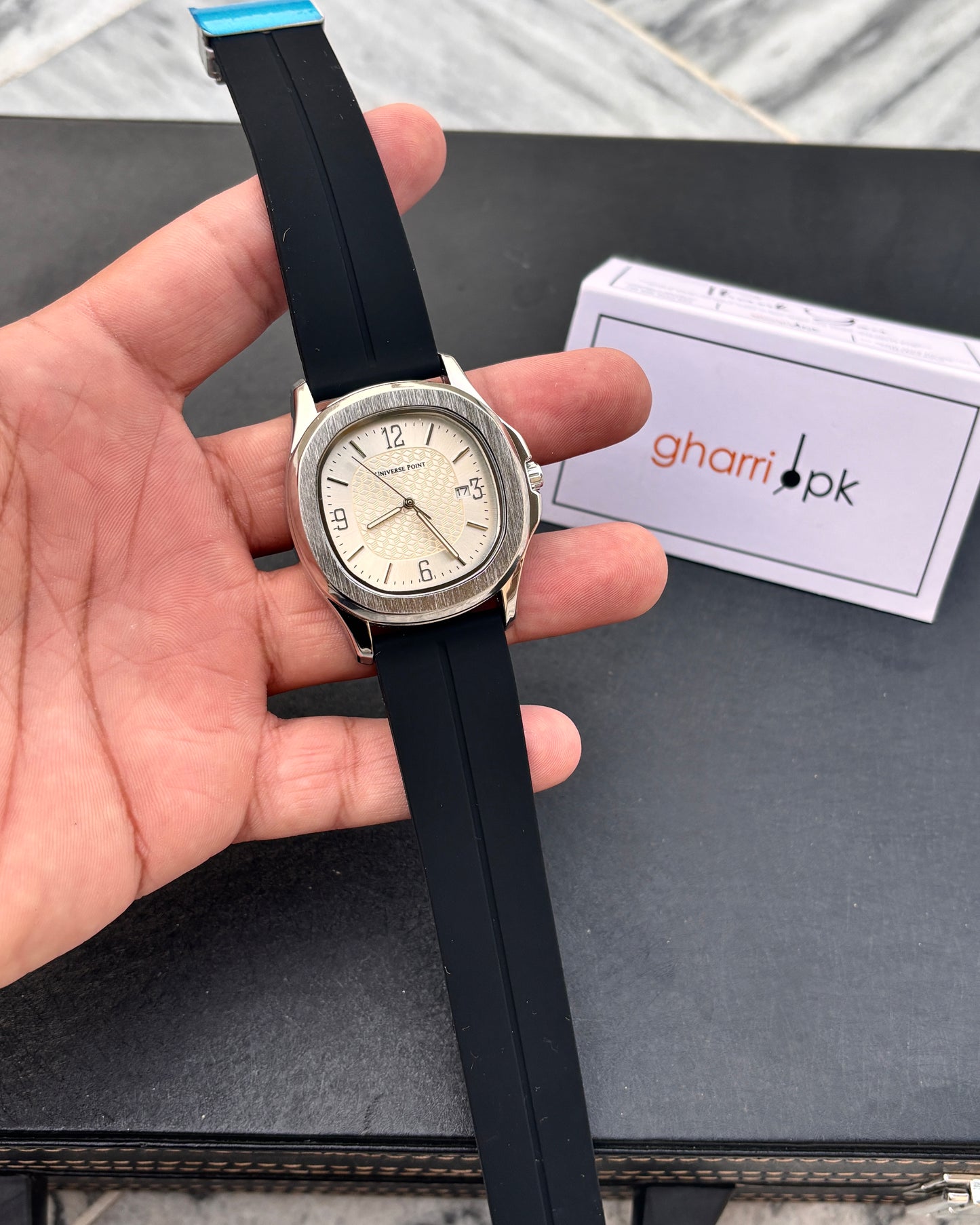 Business Class - Limited Edition Magnet Strap series - High Quality Ultra Comfortable Straps & Finish