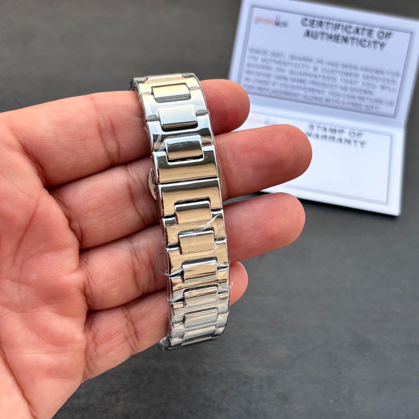 Premium Grade Quality - Business Class Series - Solid Chain & Lock - Original Diamond Blue