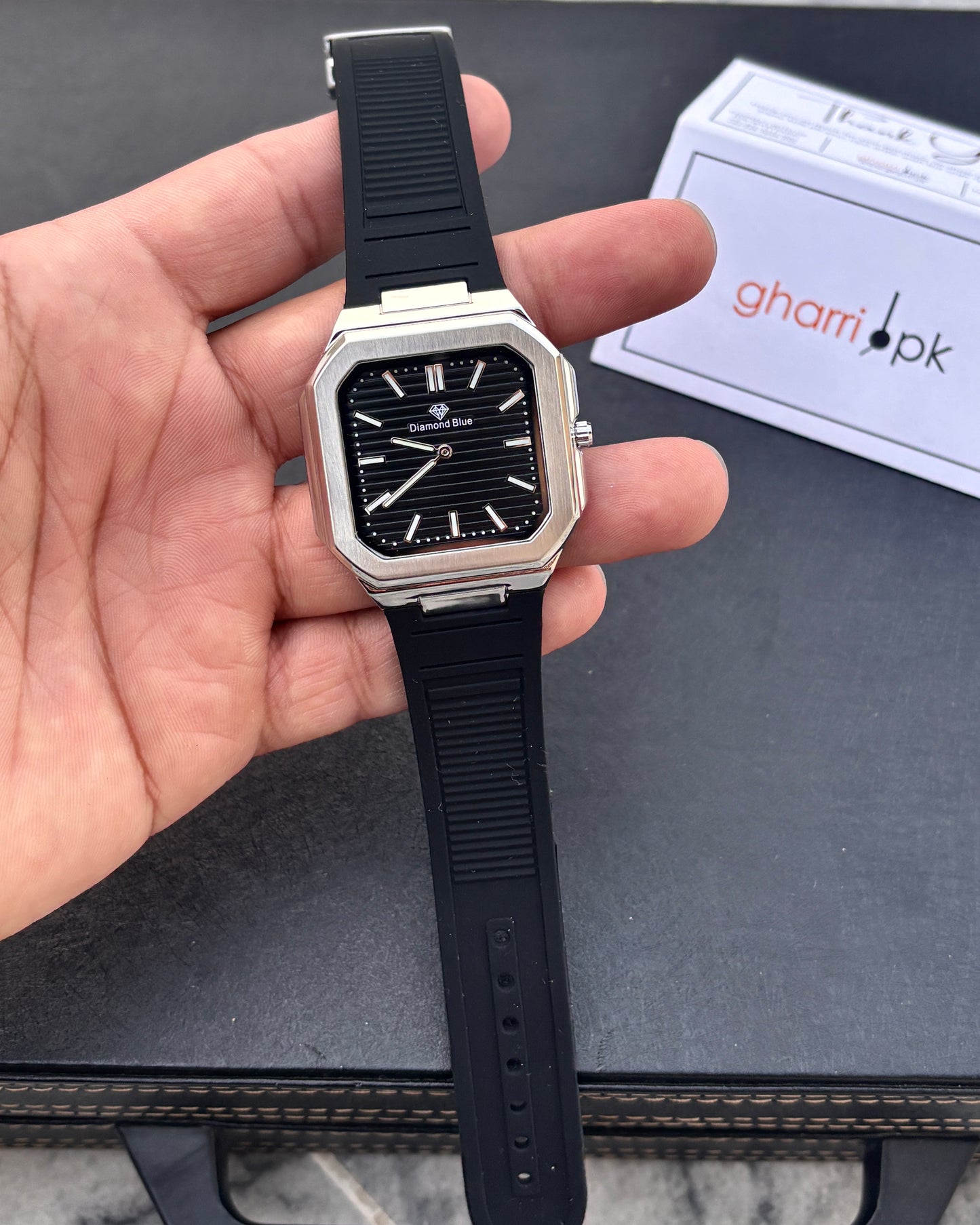 Regal square 2026 — Timeless Professional Style, Magnetic Comfort. Limited Edition.