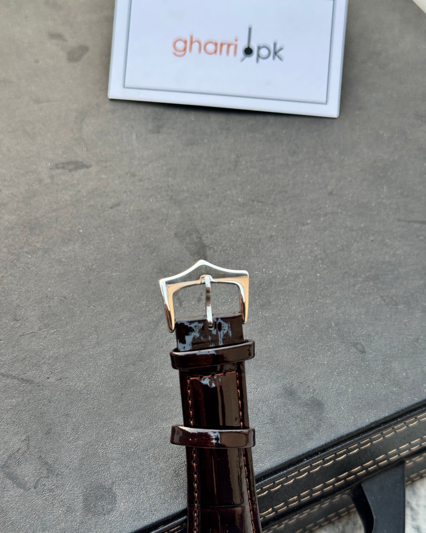 Poedagar Executive Series - High Quality Ultra Premium Straps & Finish