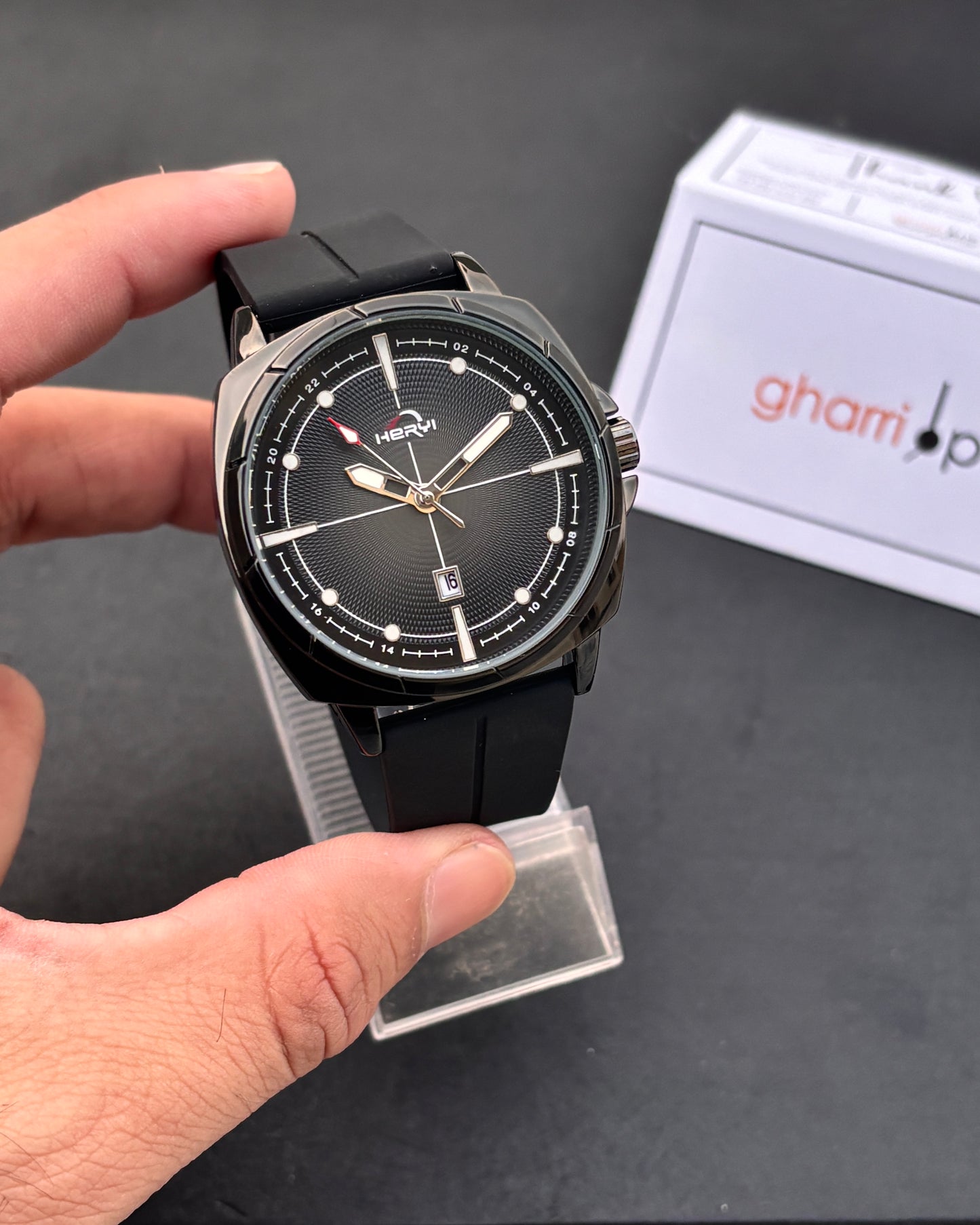 Crest Signature - Limited Edition Magnet Strap series - High Quality Ultra Comfortable Straps & Finish