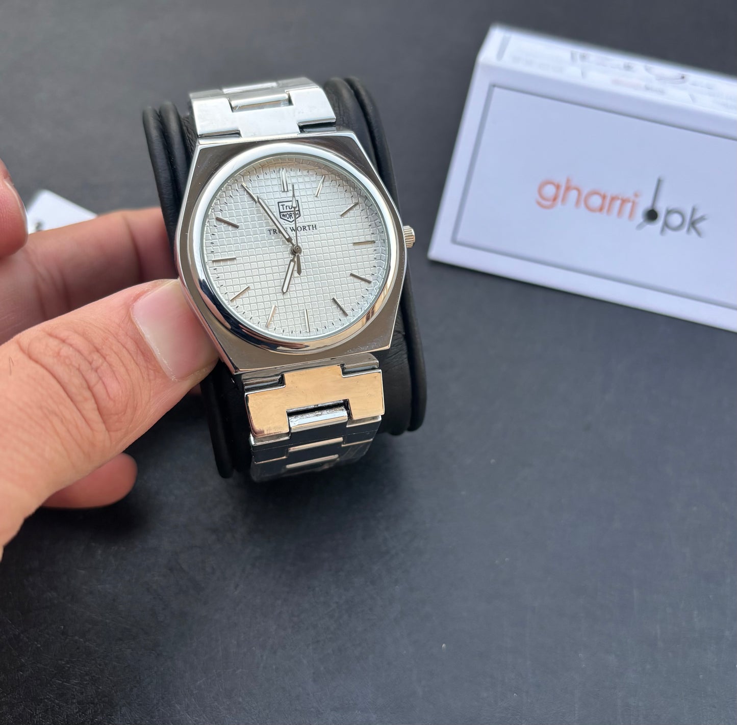 Sleek Prism - Limited Edition Trueworth PRX - Mineral glass - Premium Finish