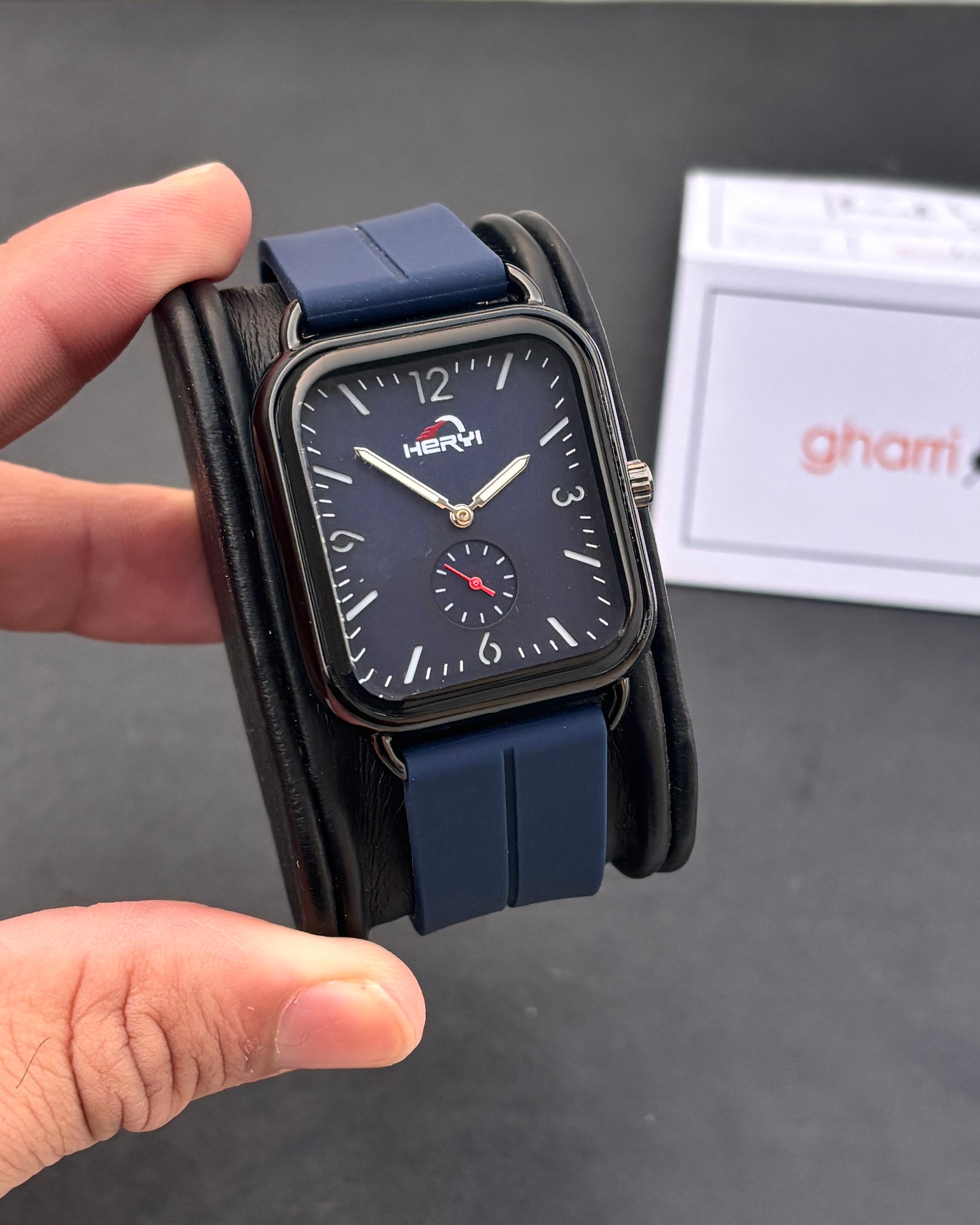 Retro Classic - Limited Edition Magnet Strap series - High Quality Ultra Comfortable Straps & Finish