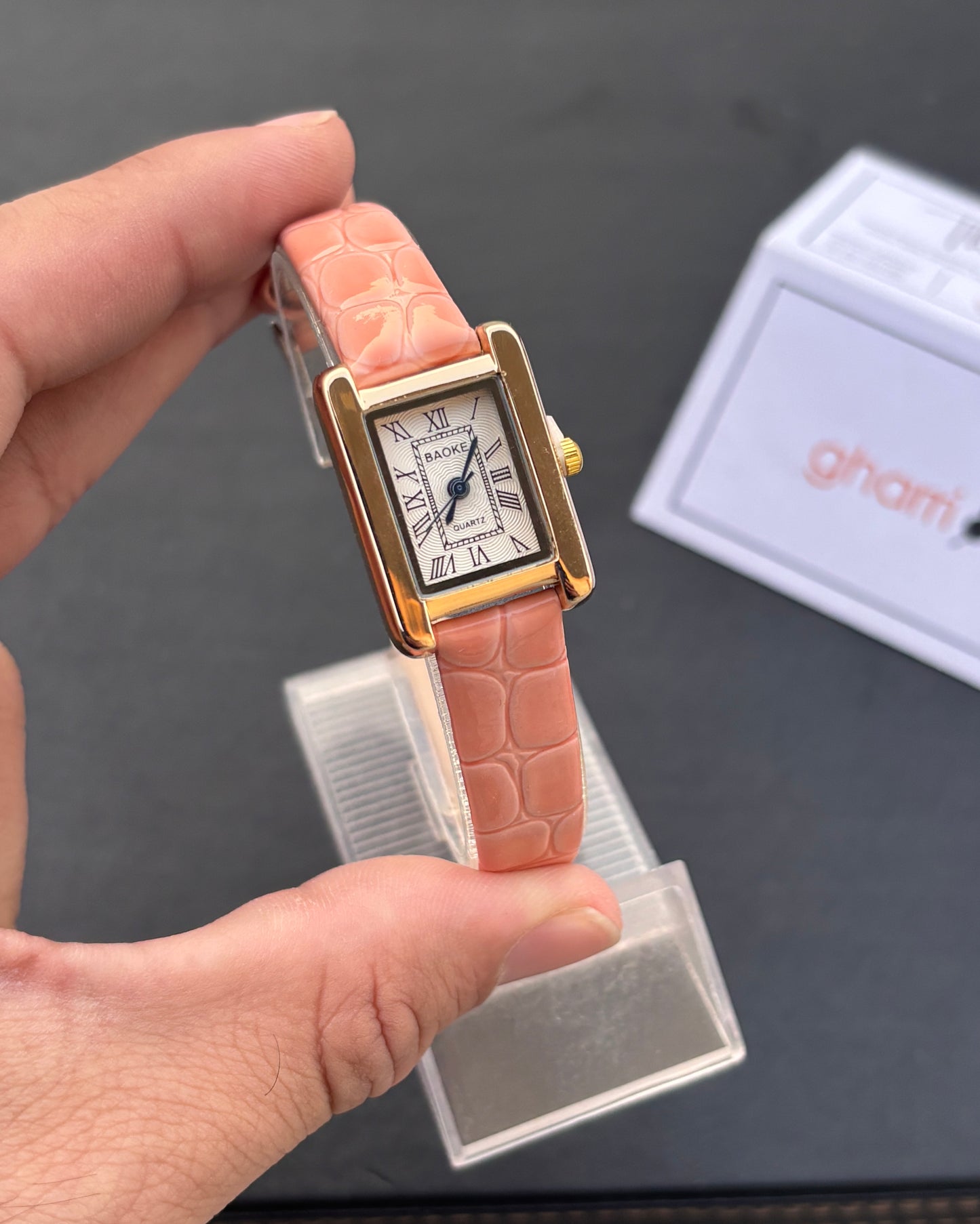Retro Lady Edition 2026 - Durable & Professional
