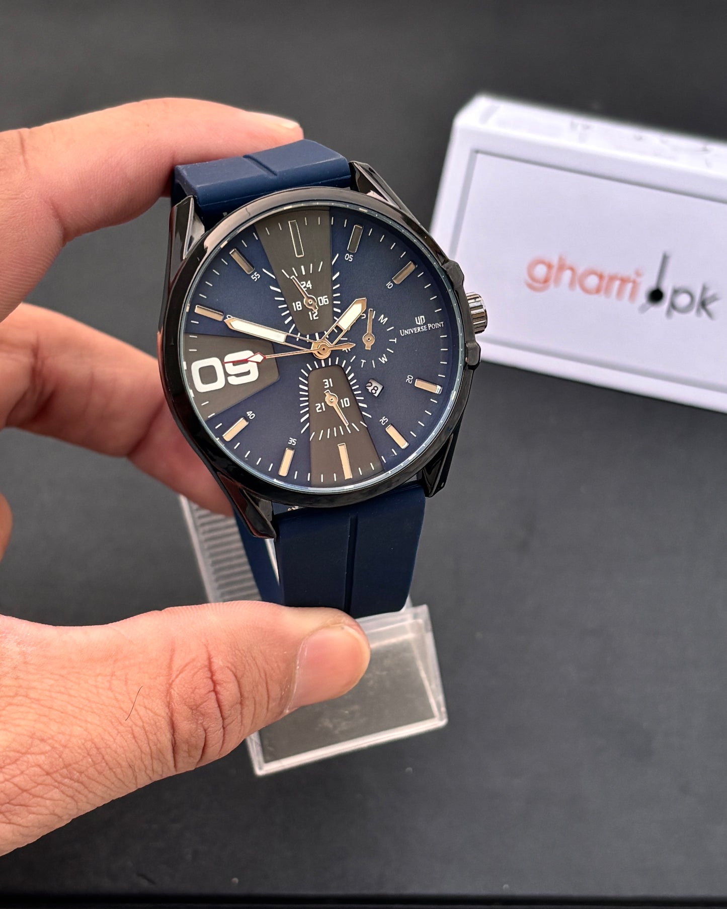 Zyro series - Magnet Strap series - High Quality Ultra Comfortable Straps & Finish