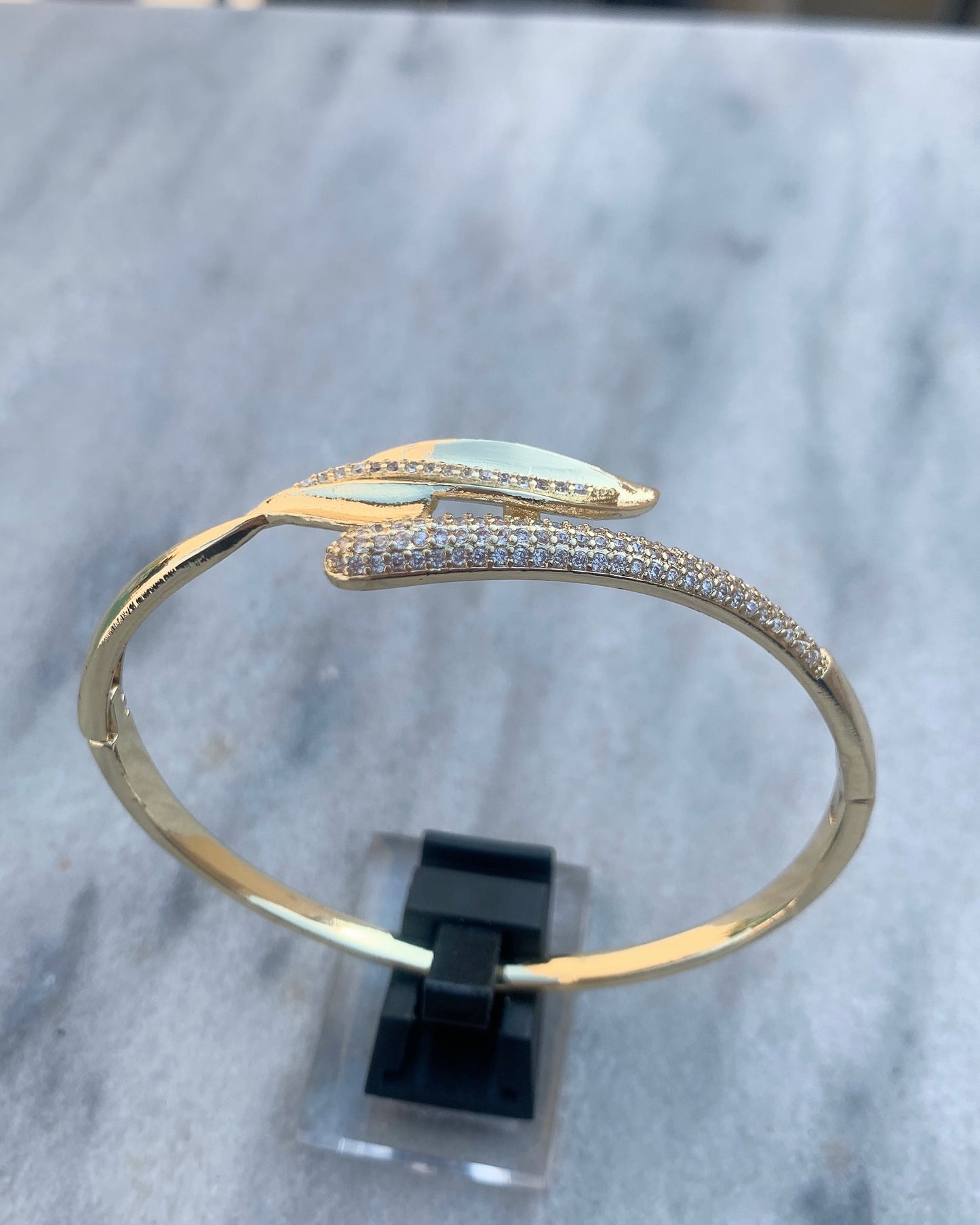 Mesmerizing Zircon Aqua Pearl