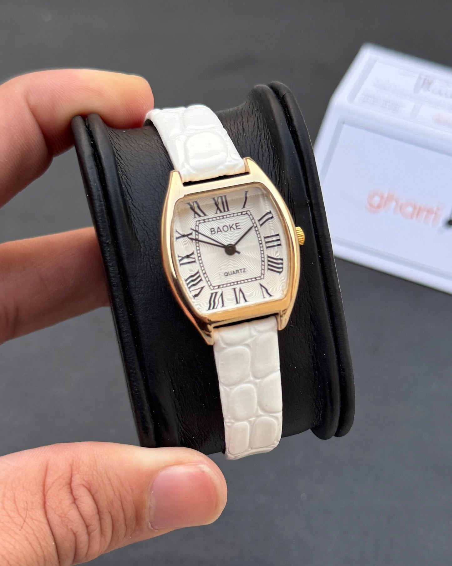 Retro Lady Edition 2026 - Durable & Professional