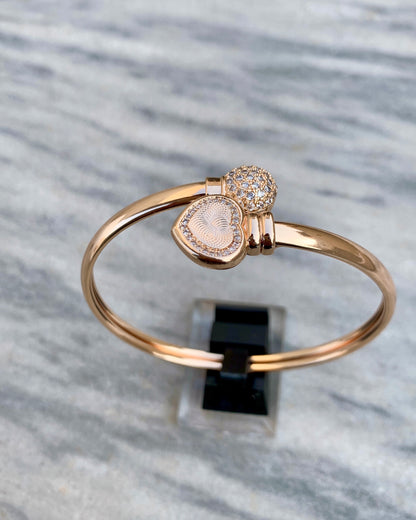 Mesmerizing Zircon Aqua Pearl