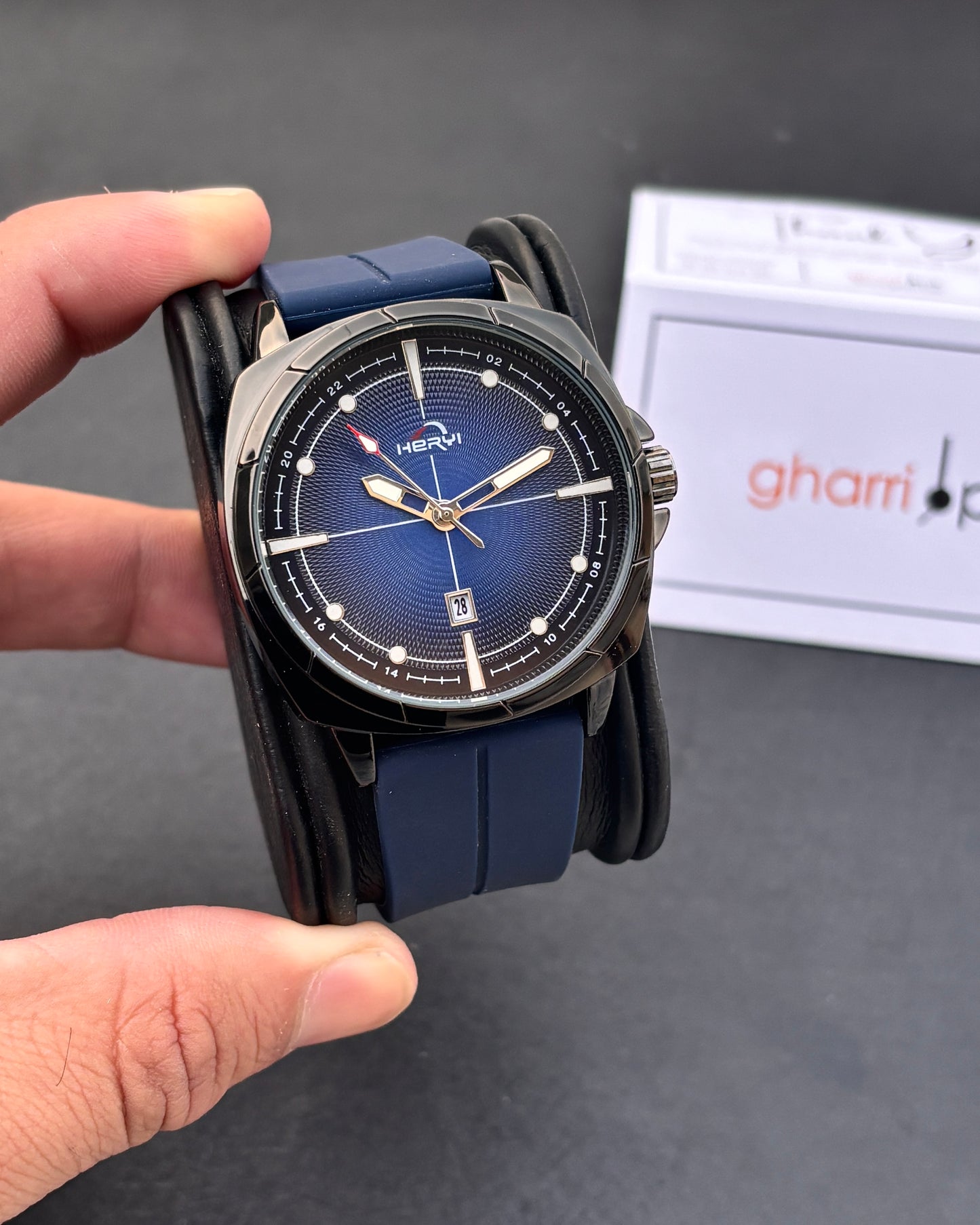 Crest Signature - Limited Edition Magnet Strap series - High Quality Ultra Comfortable Straps & Finish