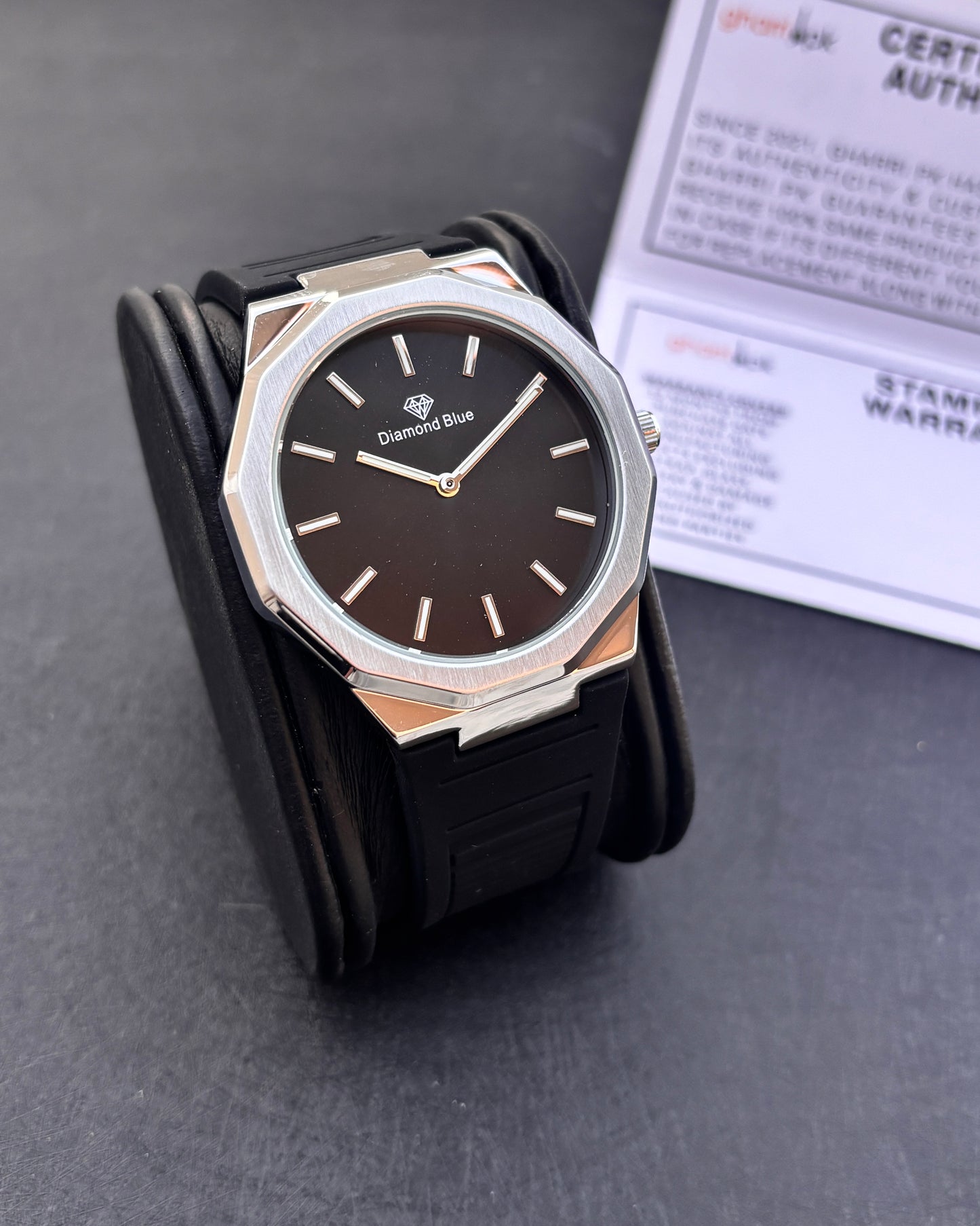 Octagon Classic 2026 — Timeless Executive Style, Magnetic Comfort. Limited Edition.