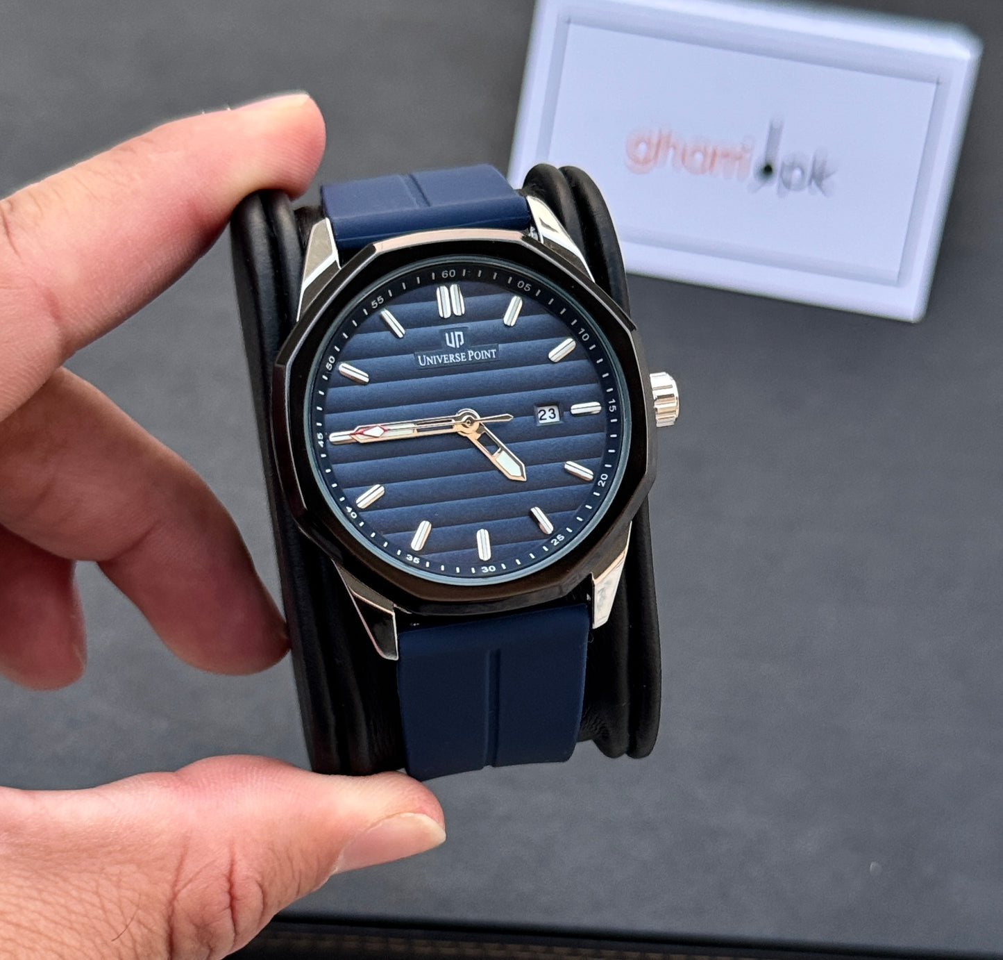 Octa Bold - Ultra Comfortable & Durable Straps - High Quality Magnet Lock