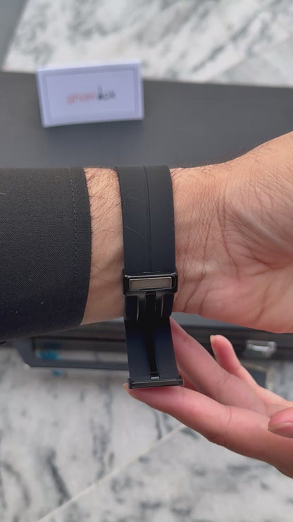 Vintage - Ultra Comfortable & Durable Straps - High Quality Magnet Lock - Latest Edition