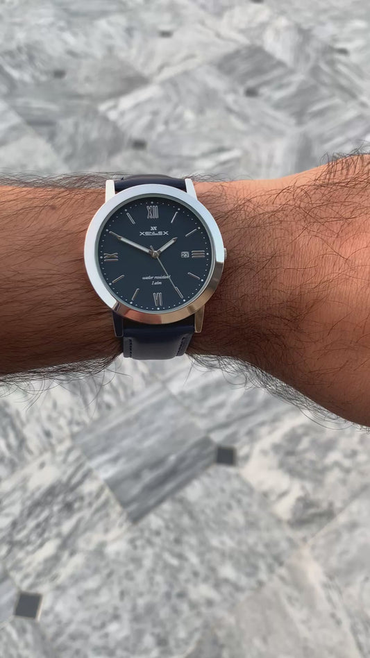 Classic - High Grade Finish & Solid Machinery (With additional set of straps)