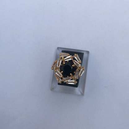 Signature Diamond cut Ring - One Carat Gold Plated