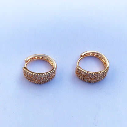 Modern In-Line Zircon Clip Earrings